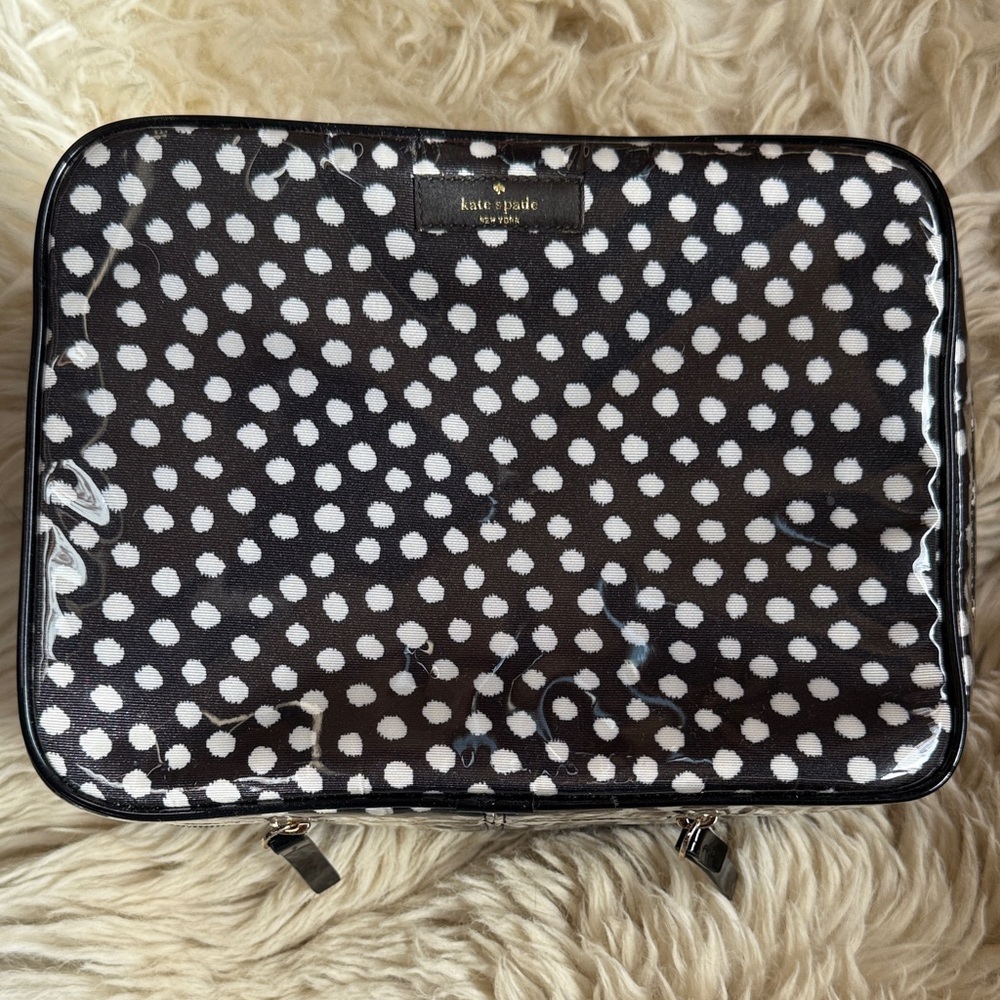 NWOT! Kate Spade Black and White Dot travel cosmetic Case